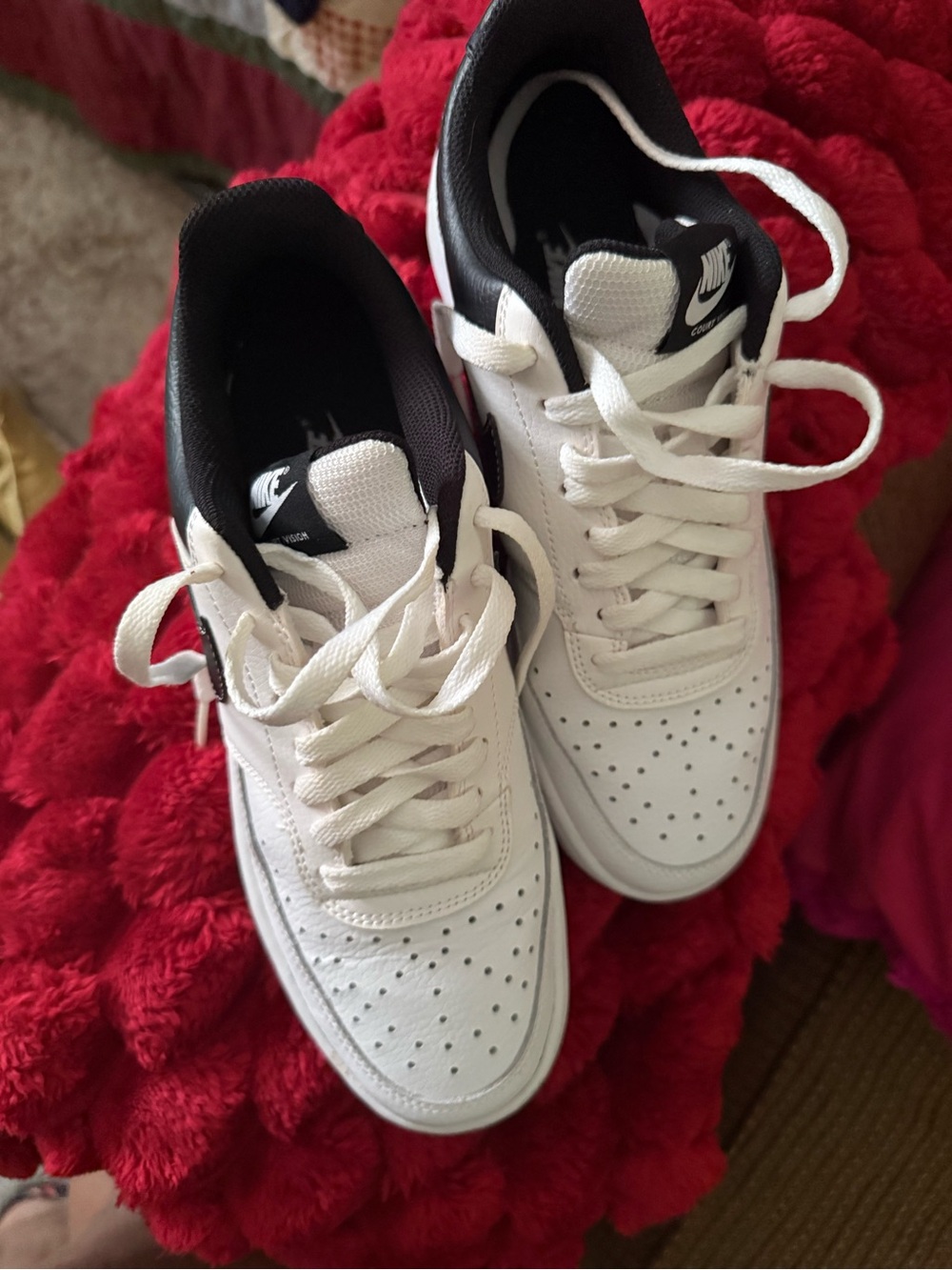 Nike White and Black Casual Low-Top Sneakers